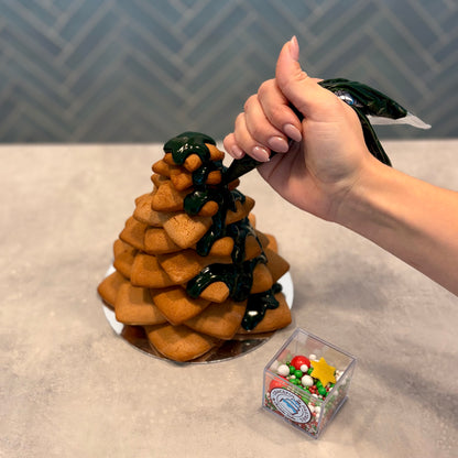 DIY Lebkuchen-Weihnachtsbaum – zum Selbstbauen & Genießen! 🎄